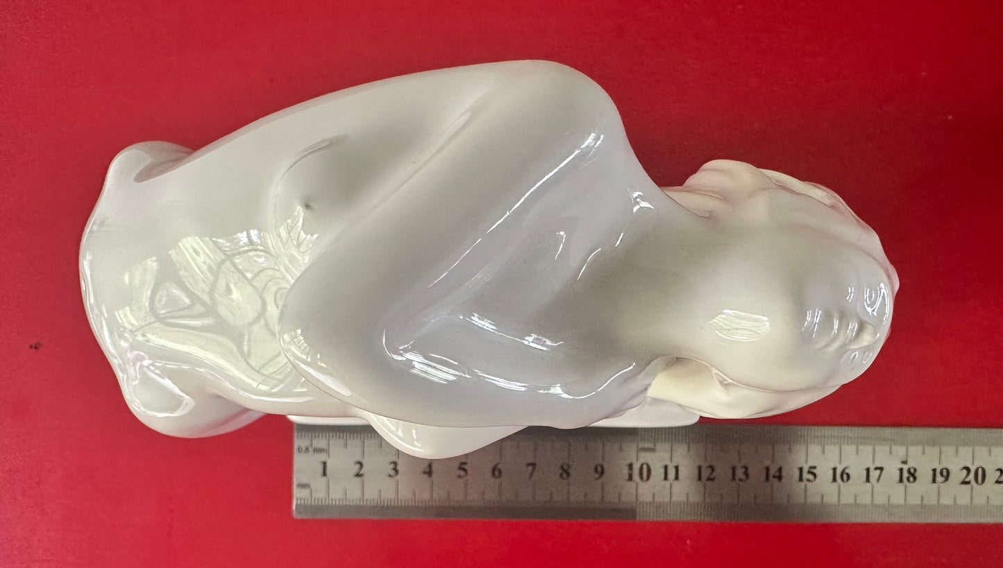 Art Deco Lady statuette